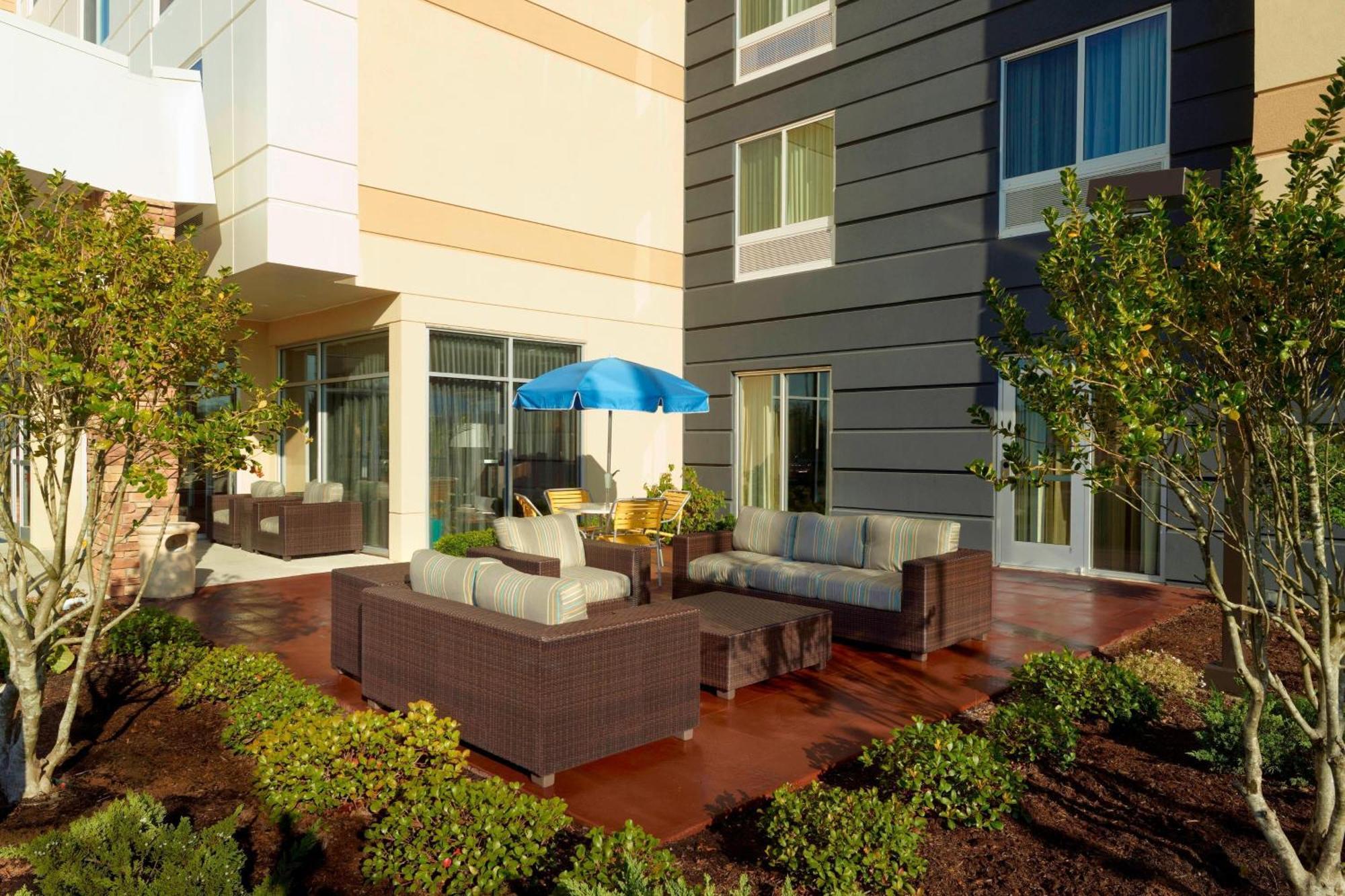Fairfield Inn & Suites By Marriott Fayetteville North Eksteriør billede